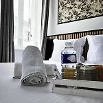 Le Lion Dor Hotel De Charme Et Centre Ville De Bernay