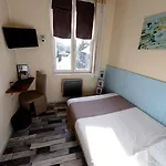 Hotel Le Lion Dor De Charme Et Centre De Bernay (Eure)