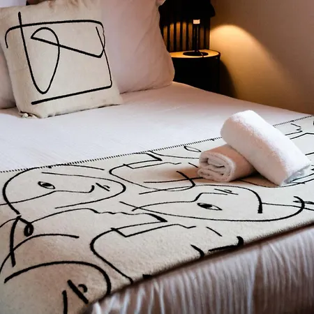 Le Lion D'or Hotel Bernay (Eure)