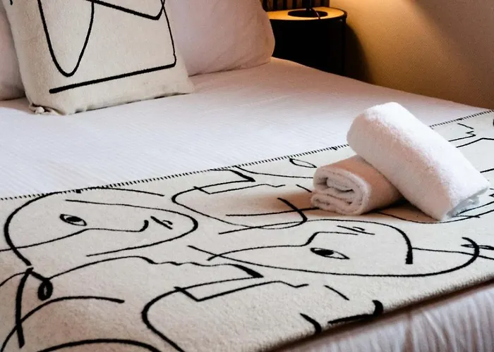 Le Lion D'or Hotel Bernay (Eure)