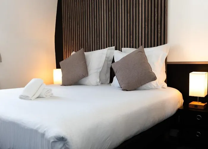 Hotel Le Lion D'or 2*